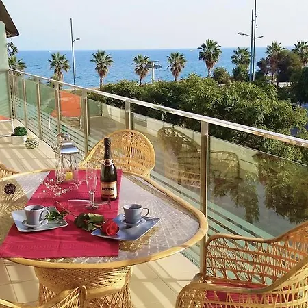 Apartment Alexandra's Beach-port Badalona