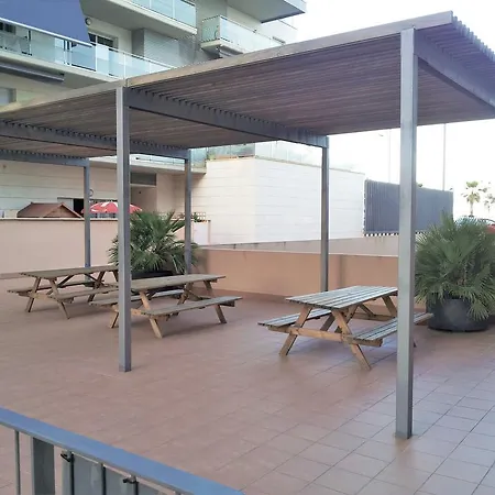 Alexandra's Beach-port Apartment *