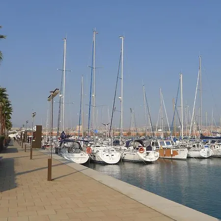 Alexandra's Beach-port